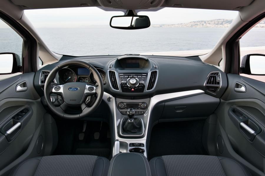  Ford Grand C-Max 2010 года  (фото 19 из 56)